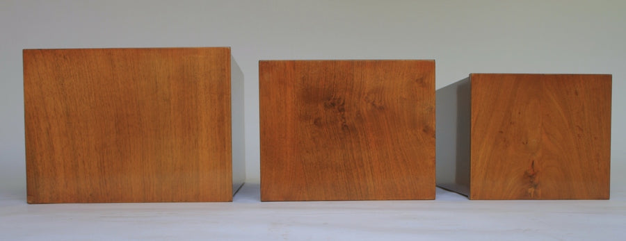 Art deco walnut coffee table / nests 3 tables each side, circa 1920s – A rare vintage treasure