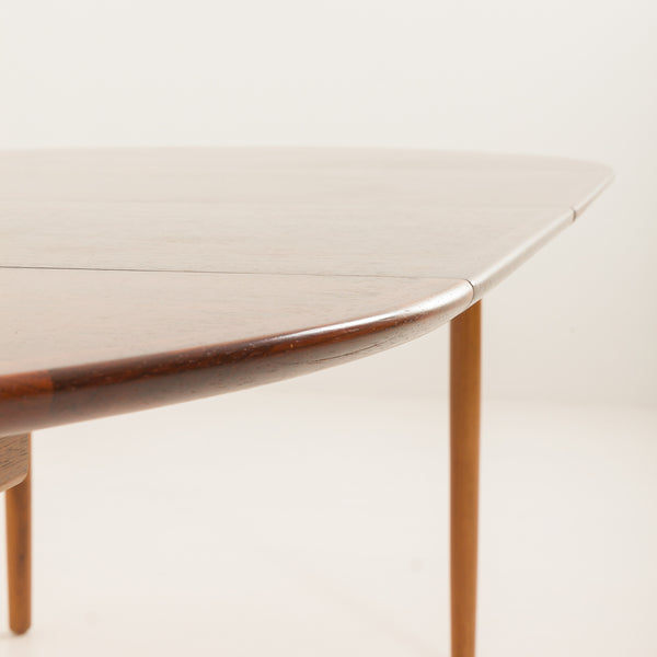 Danish mid century dining table with extension in rosewood, 1960s – A rare vintage treasure